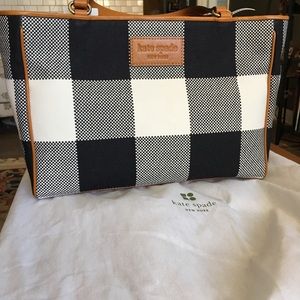 *KATE SPADE* classic summer tote!